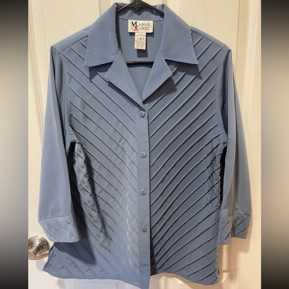 Maggie Sweet Vintage Blue Button Up Blouse Size Small Petite